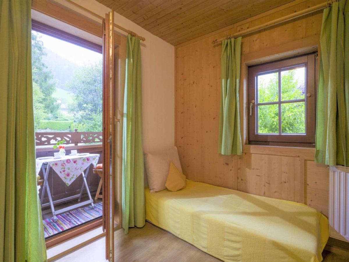 In Location In With Balcony *